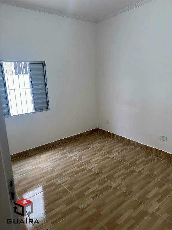 Casa para alugar com 2 quartos, 100m² - Foto 9