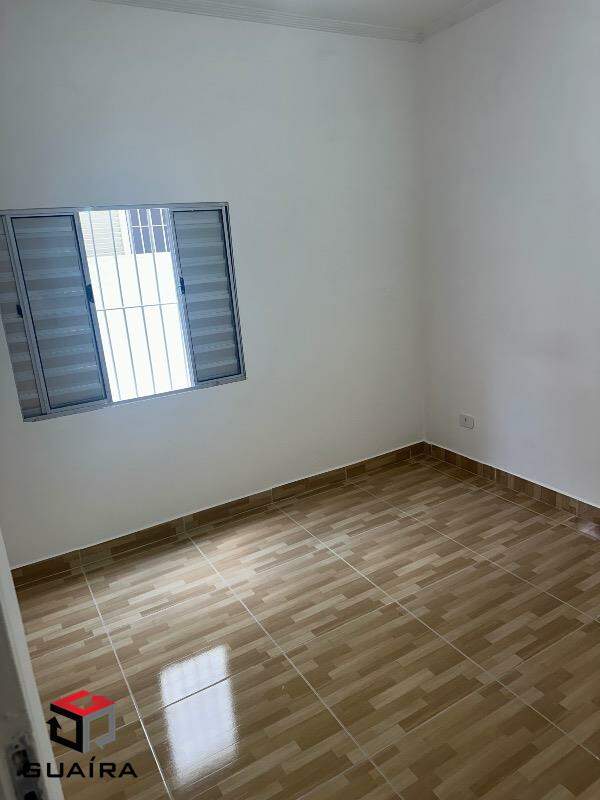 Casa para alugar com 2 quartos, 100m² - Foto 10