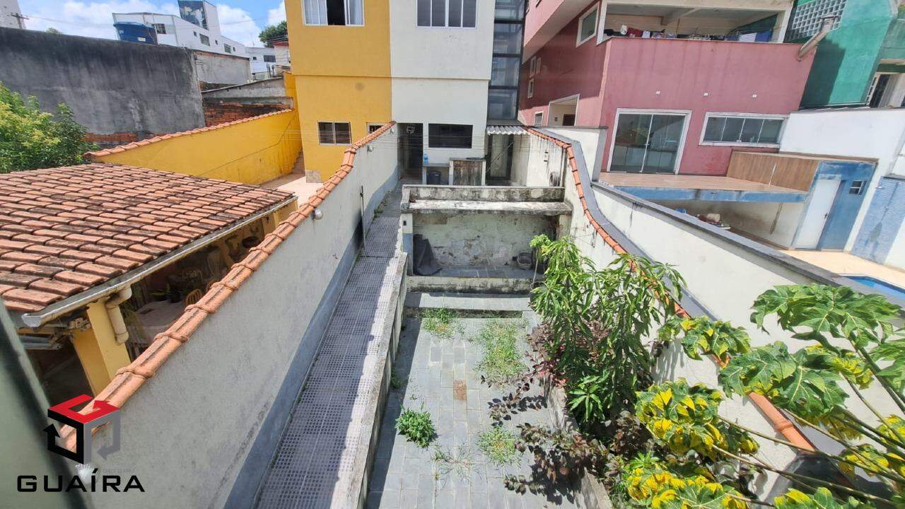 Sobrado para alugar com 3 quartos, 268m² - Foto 35