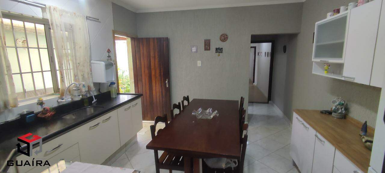 Casa à venda com 3 quartos, 140m² - Foto 16