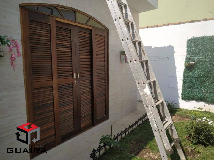 Casa à venda com 4 quartos, 200m² - Foto 16