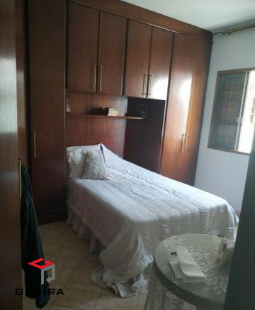 Casa à venda com 4 quartos, 200m² - Foto 13