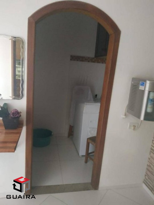 Casa à venda com 4 quartos, 200m² - Foto 14