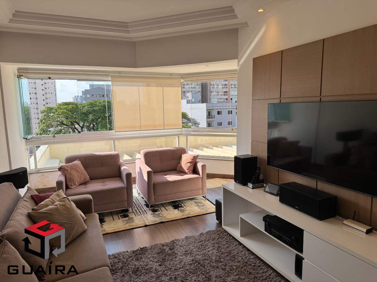 Apartamento à venda com 3 quartos, 114m² - Foto 1