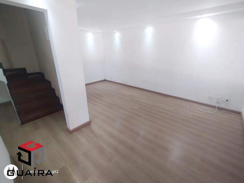 Sobrado à venda com 3 quartos, 137m² - Foto 1