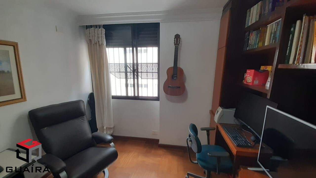 Apartamento à venda com 3 quartos, 124m² - Foto 18