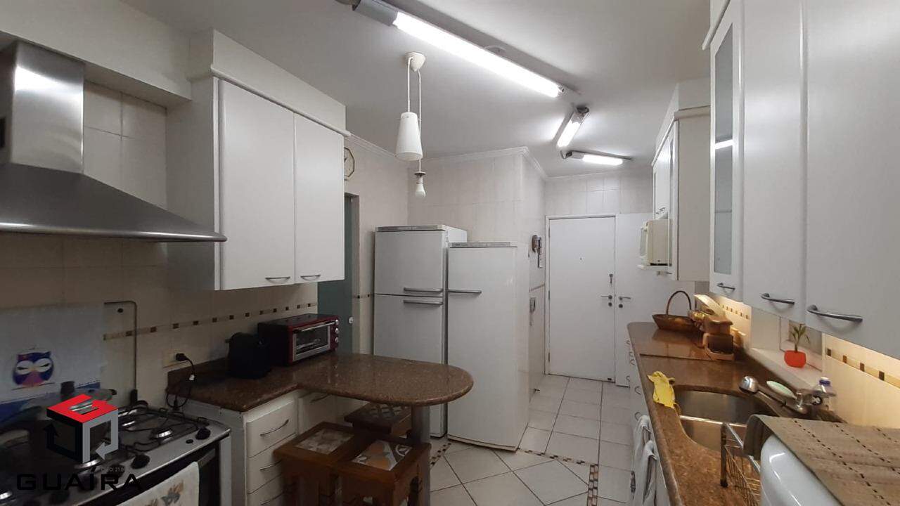 Apartamento à venda com 3 quartos, 124m² - Foto 13