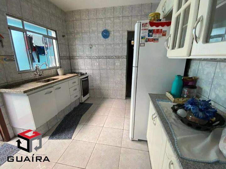 Casa à venda com 2 quartos, 140m² - Foto 8