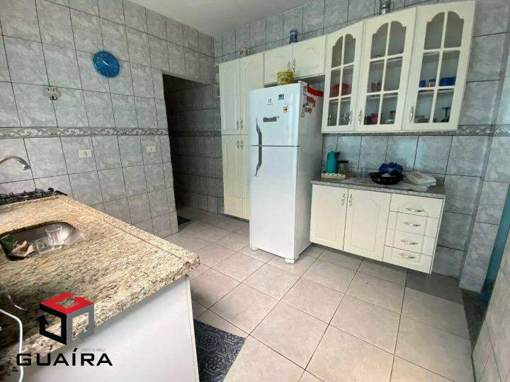 Casa à venda com 2 quartos, 140m² - Foto 7