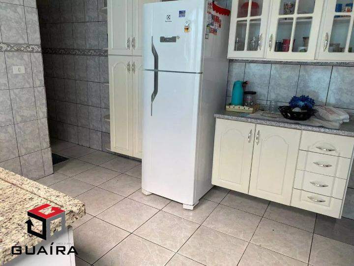 Casa à venda com 2 quartos, 140m² - Foto 10