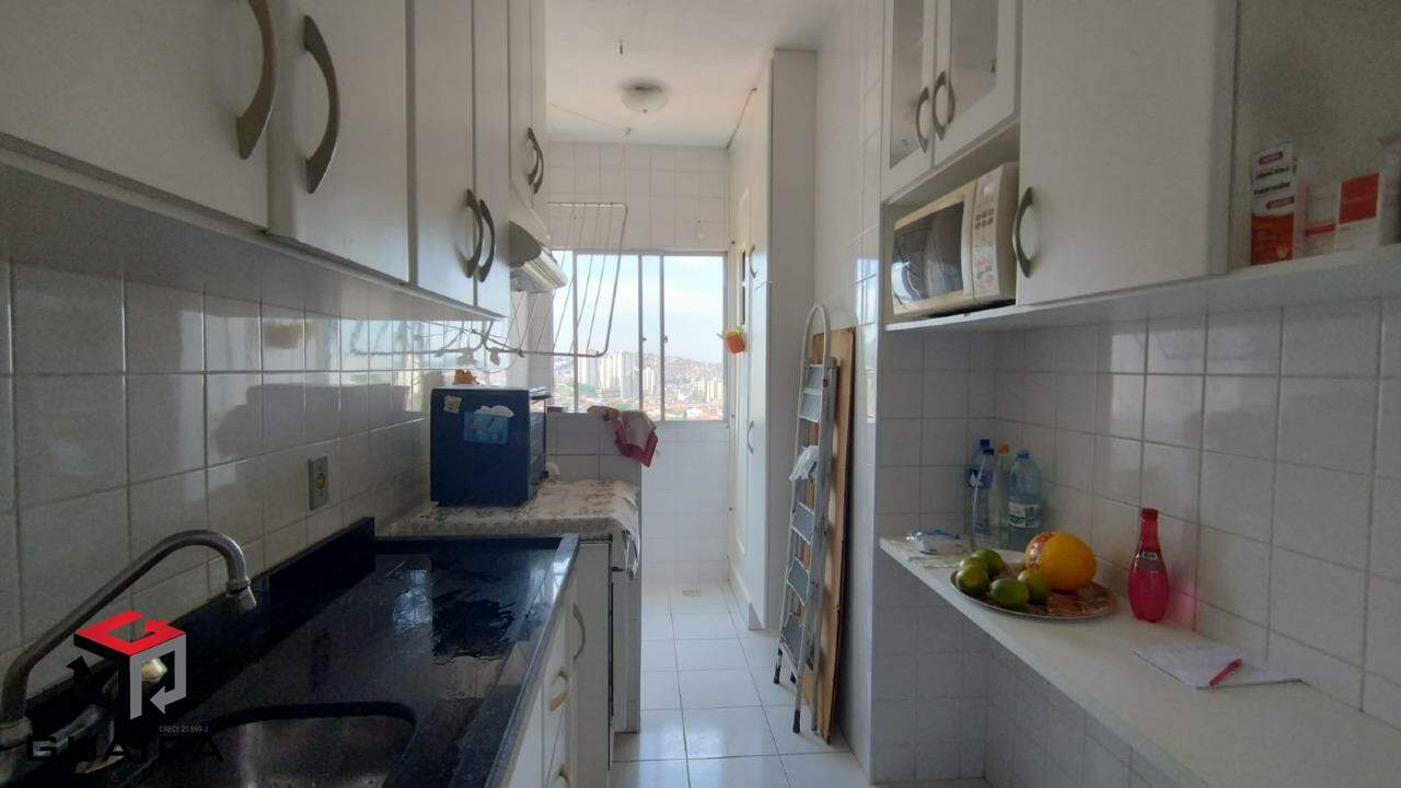 Apartamento à venda com 2 quartos, 60m² - Foto 3