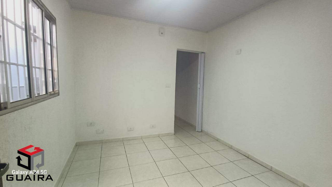 Casa para alugar com 2 quartos, 96m² - Foto 2