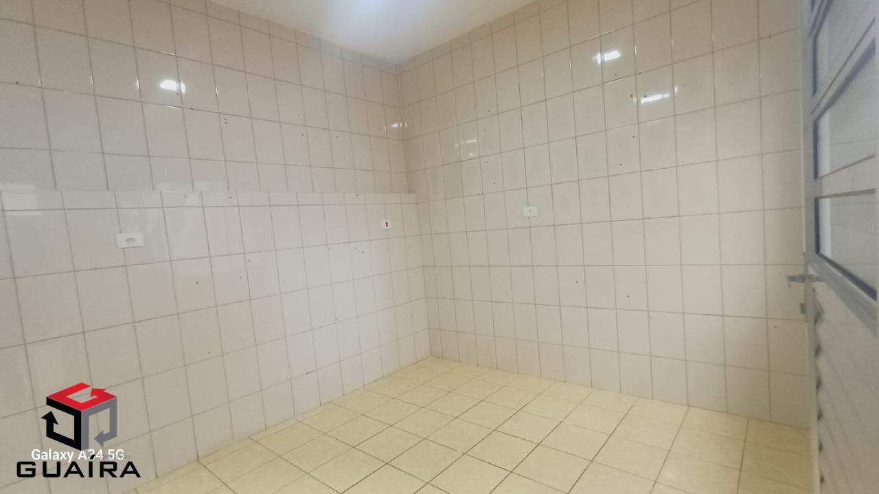 Casa para alugar com 2 quartos, 96m² - Foto 10