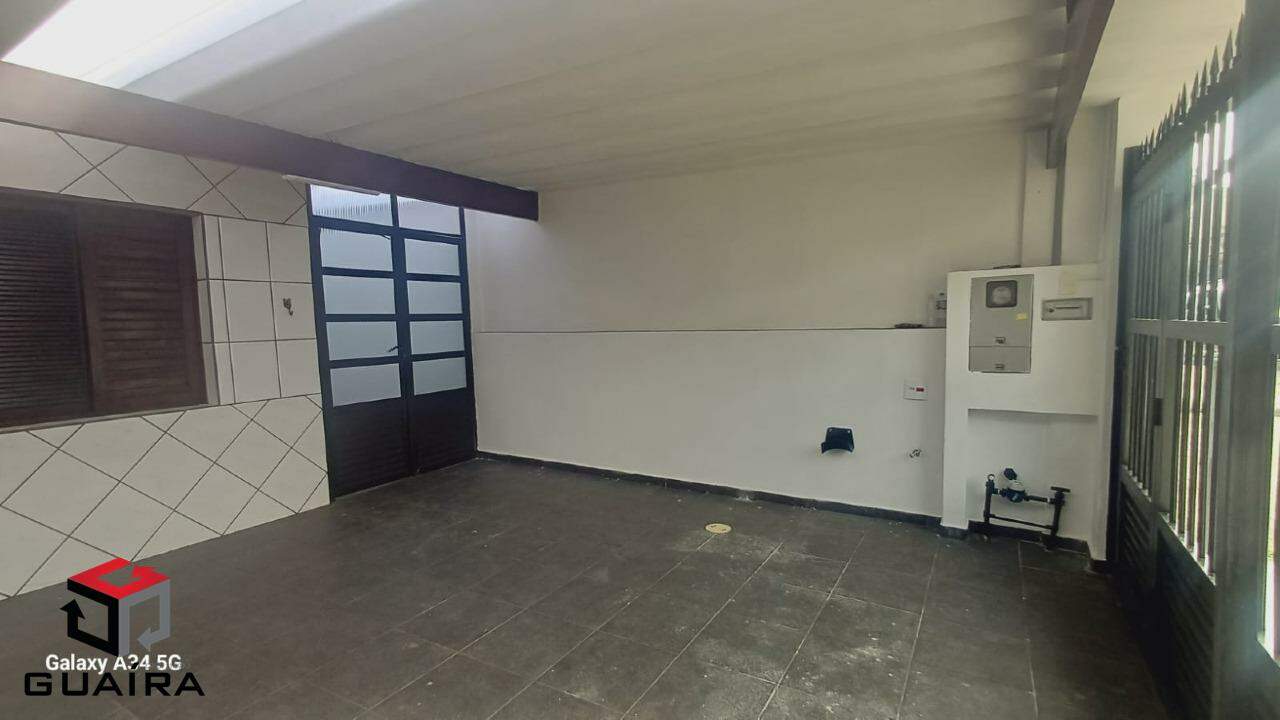 Casa para alugar com 2 quartos, 96m² - Foto 3