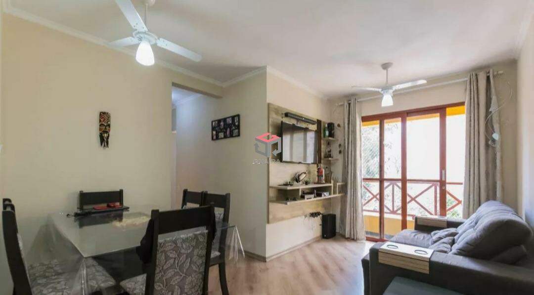 Apartamento à venda com 2 quartos, 56m² - Foto 2