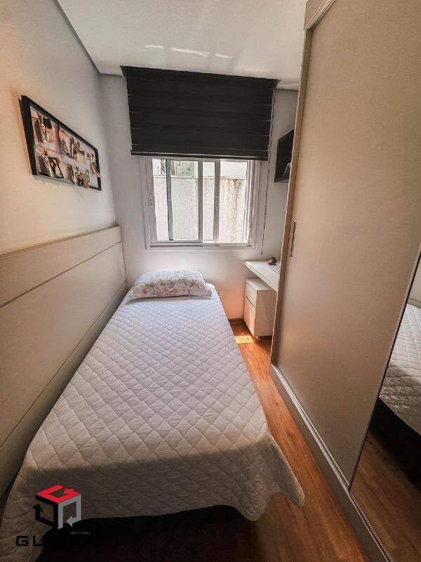 Apartamento à venda com 2 quartos, 64m² - Foto 25