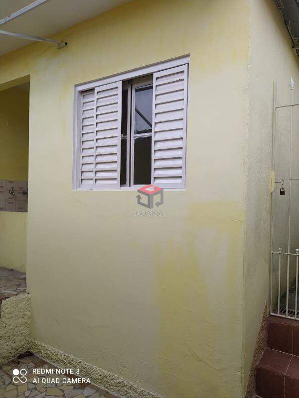 Casa para alugar com 3 quartos, 100m² - Foto 12