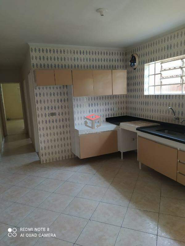 Casa para alugar com 3 quartos, 100m² - Foto 3