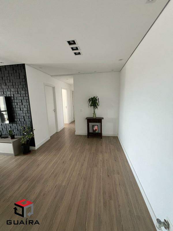 Apartamento para alugar com 3 quartos, 95m² - Foto 2