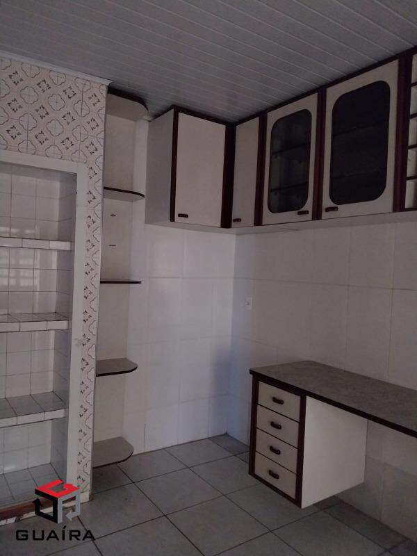 Casa para alugar com 2 quartos, 160m² - Foto 6