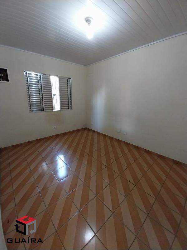 Casa para alugar com 2 quartos, 160m² - Foto 8