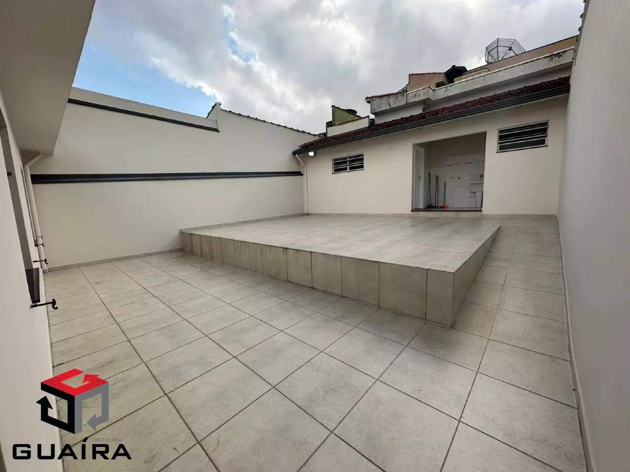 Casa para alugar com 3 quartos, 156m² - Foto 11