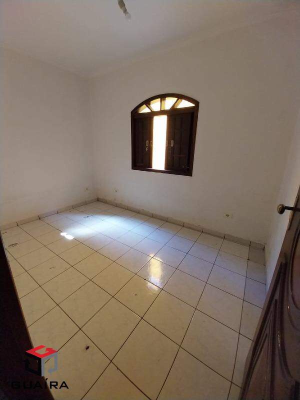 Casa para alugar com 2 quartos, 90m² - Foto 14