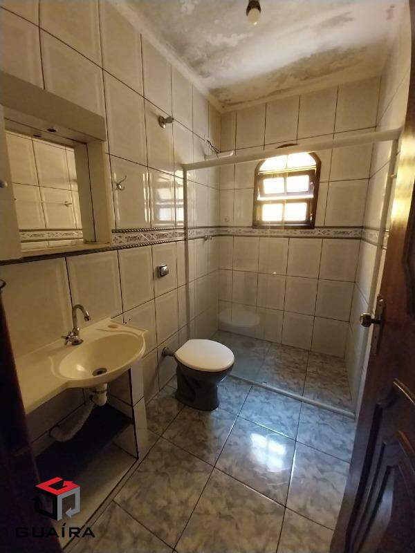 Casa para alugar com 2 quartos, 90m² - Foto 15