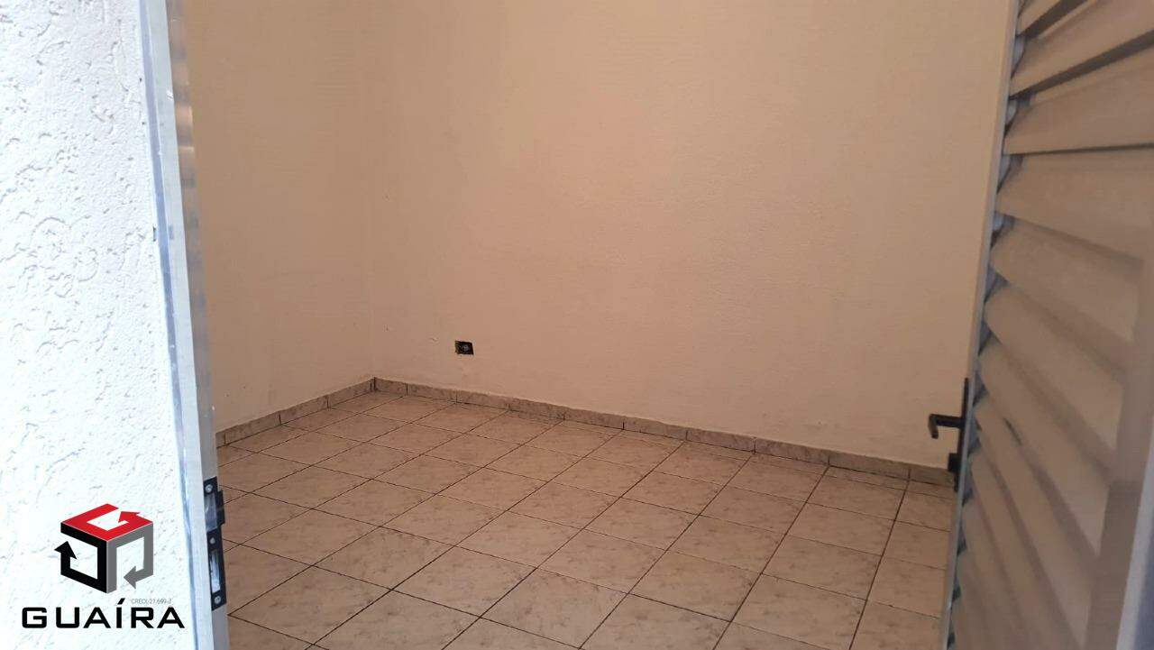 Casa para alugar com 4 quartos, 149m² - Foto 8