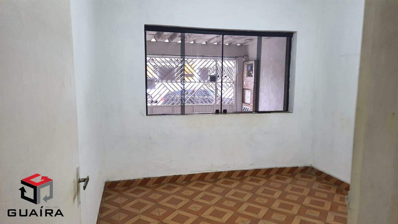 Casa para alugar com 4 quartos, 149m² - Foto 1