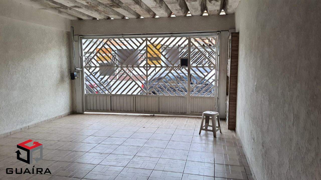 Casa para alugar com 4 quartos, 149m² - Foto 2