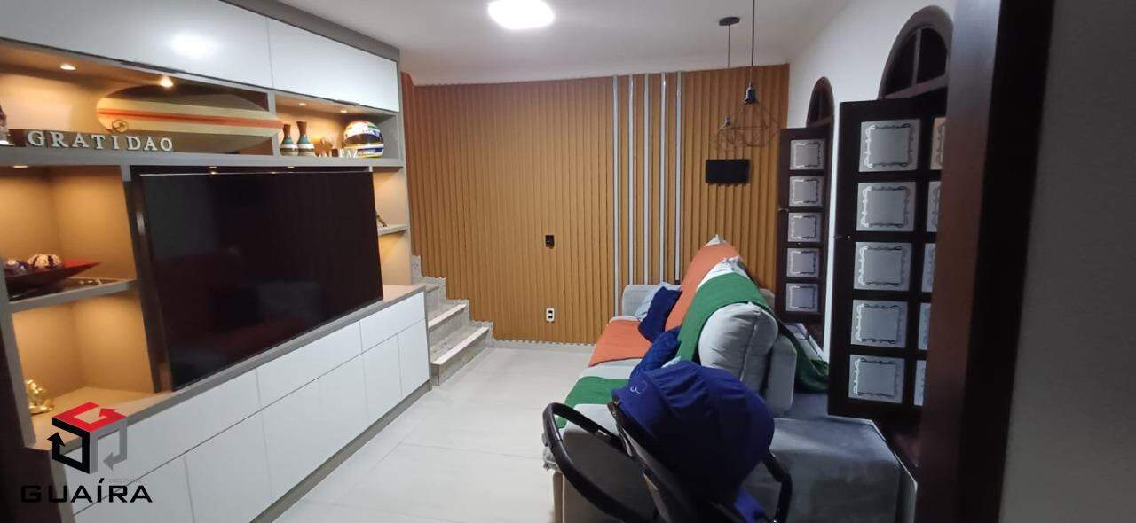 Sobrado à venda com 3 quartos, 166m² - Foto 1