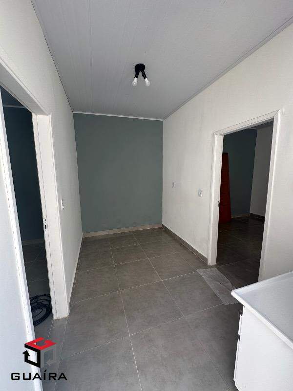 Casa para alugar com 1 quarto, 70m² - Foto 3