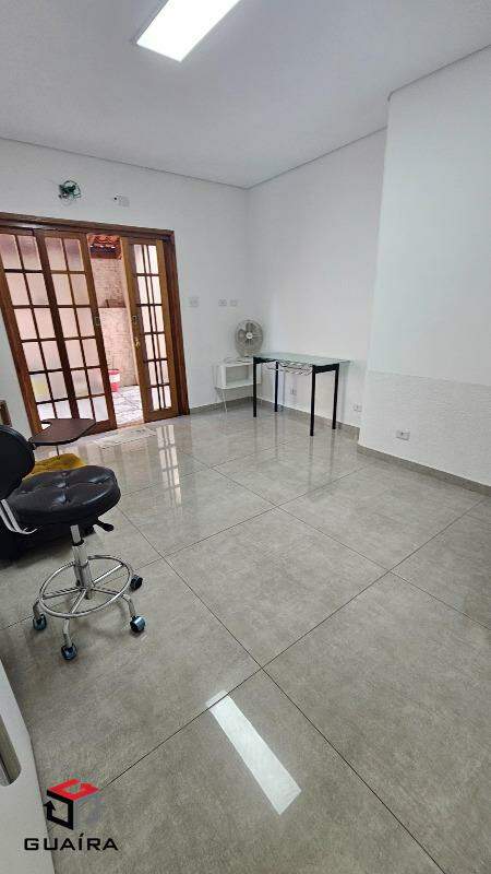 Casa à venda com 3 quartos, 226m² - Foto 17