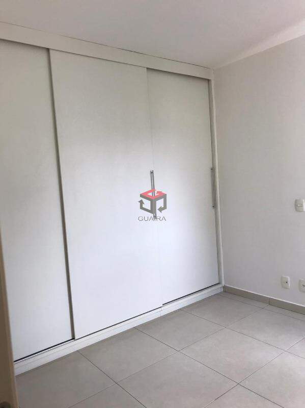 Apartamento para alugar com 3 quartos, 90m² - Foto 16