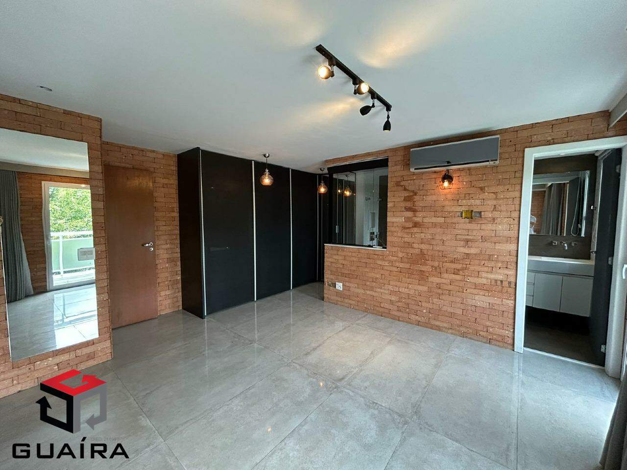 Apartamento à venda com 1 quarto, 100m² - Foto 8