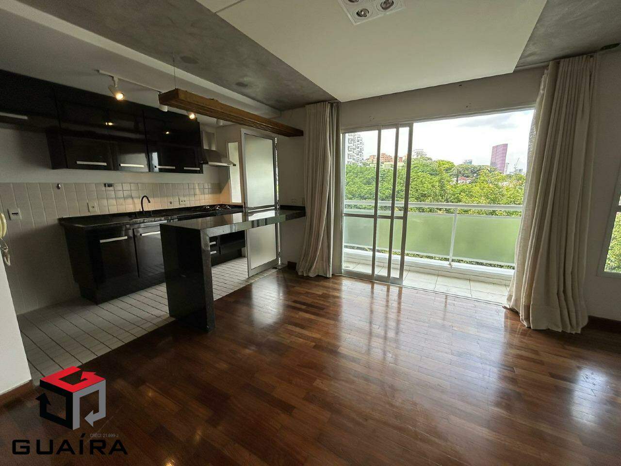 Apartamento à venda com 1 quarto, 100m² - Foto 6