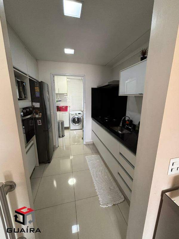 Apartamento à venda com 3 quartos, 95m² - Foto 17