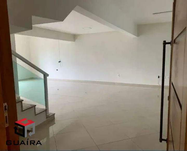 Sobrado à venda com 3 quartos, 220m² - Foto 3