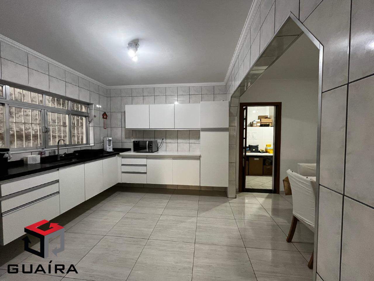 Casa à venda com 4 quartos, 221m² - Foto 9