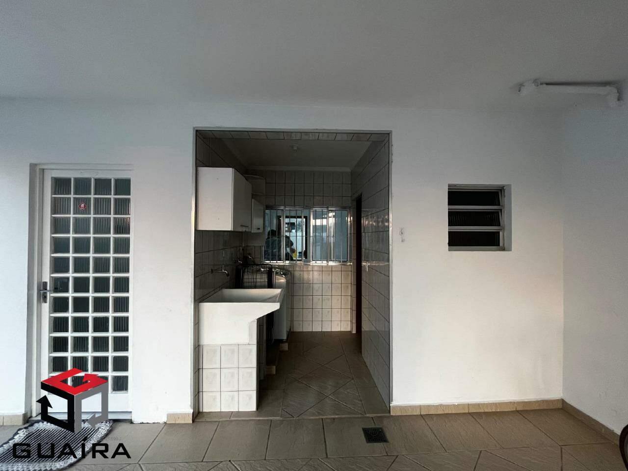 Casa à venda com 4 quartos, 221m² - Foto 13