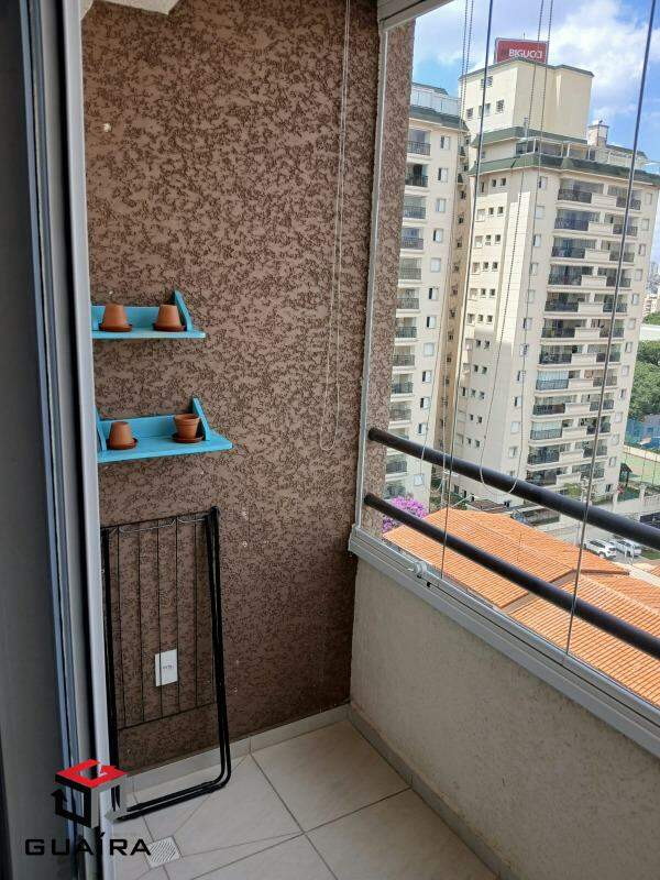 Apartamento à venda com 1 quarto, 42m² - Foto 2