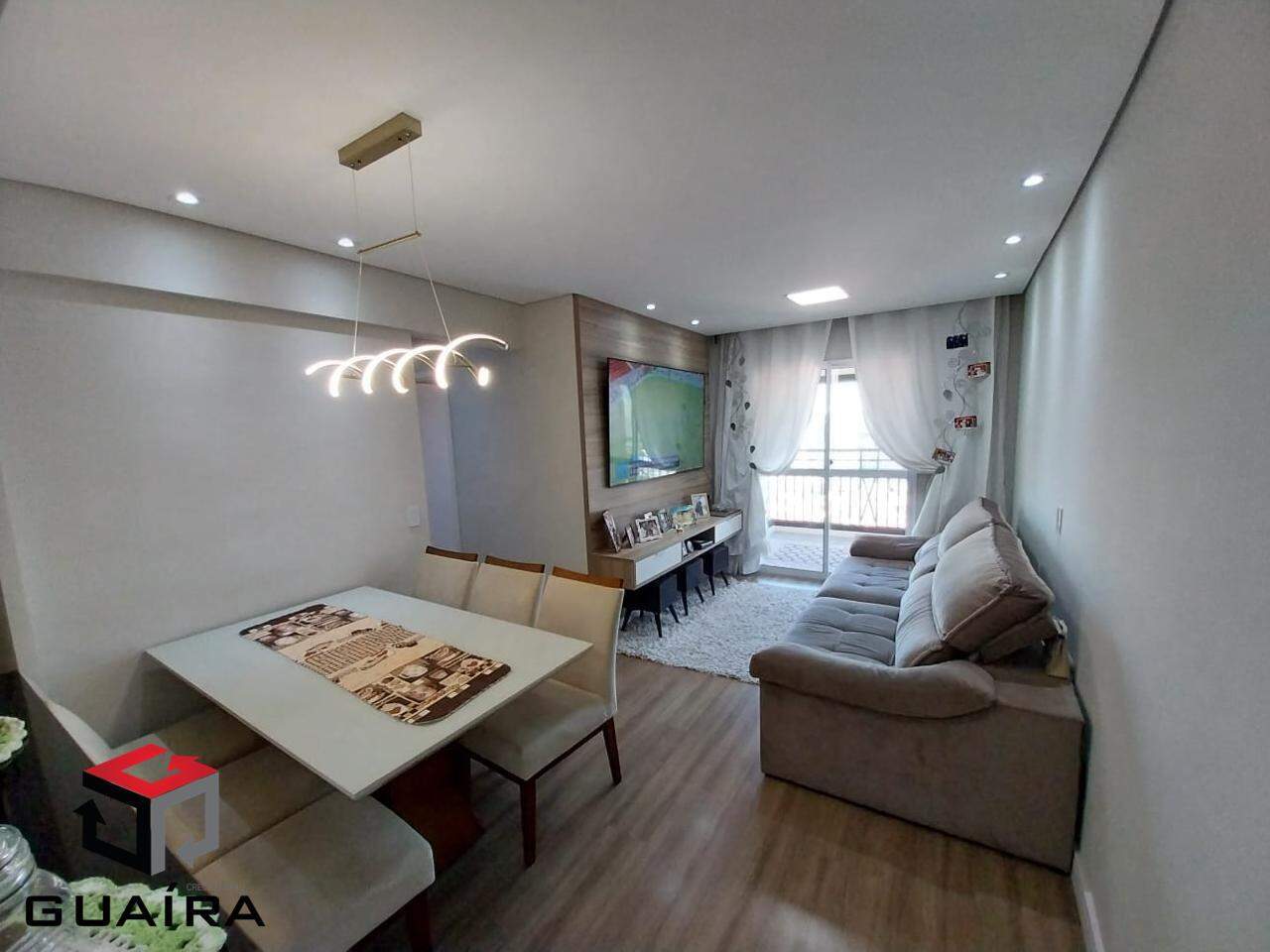 Apartamento à venda com 3 quartos, 70m² - Foto 1