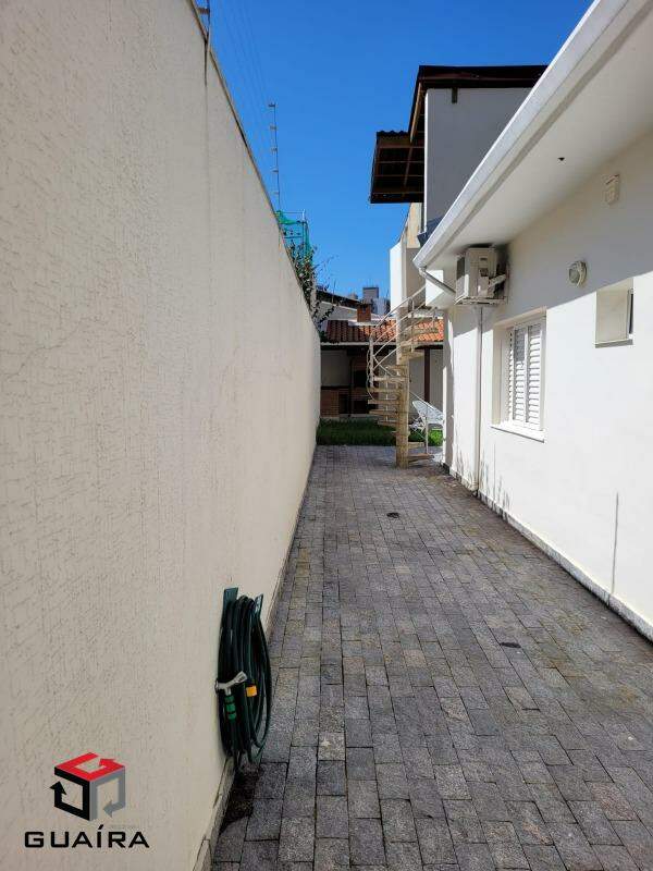 Casa à venda com 5 quartos, 300m² - Foto 27