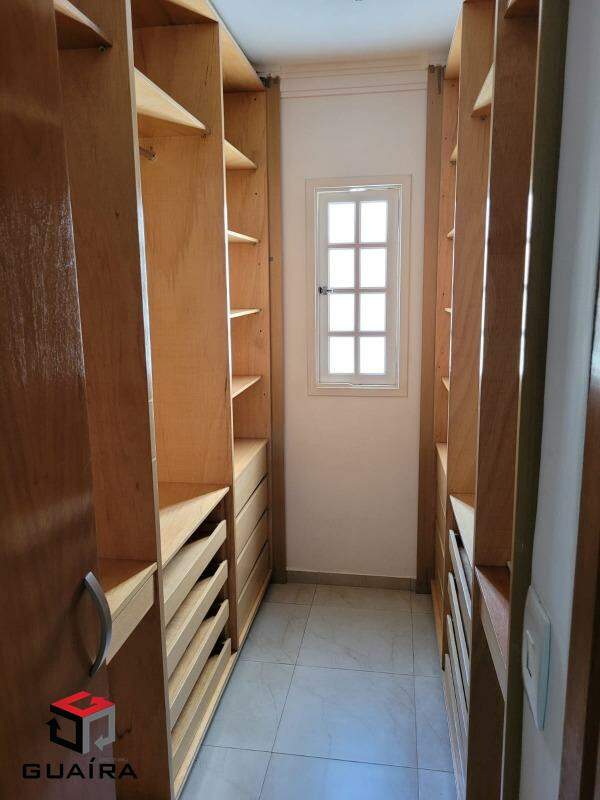 Casa à venda com 5 quartos, 300m² - Foto 23