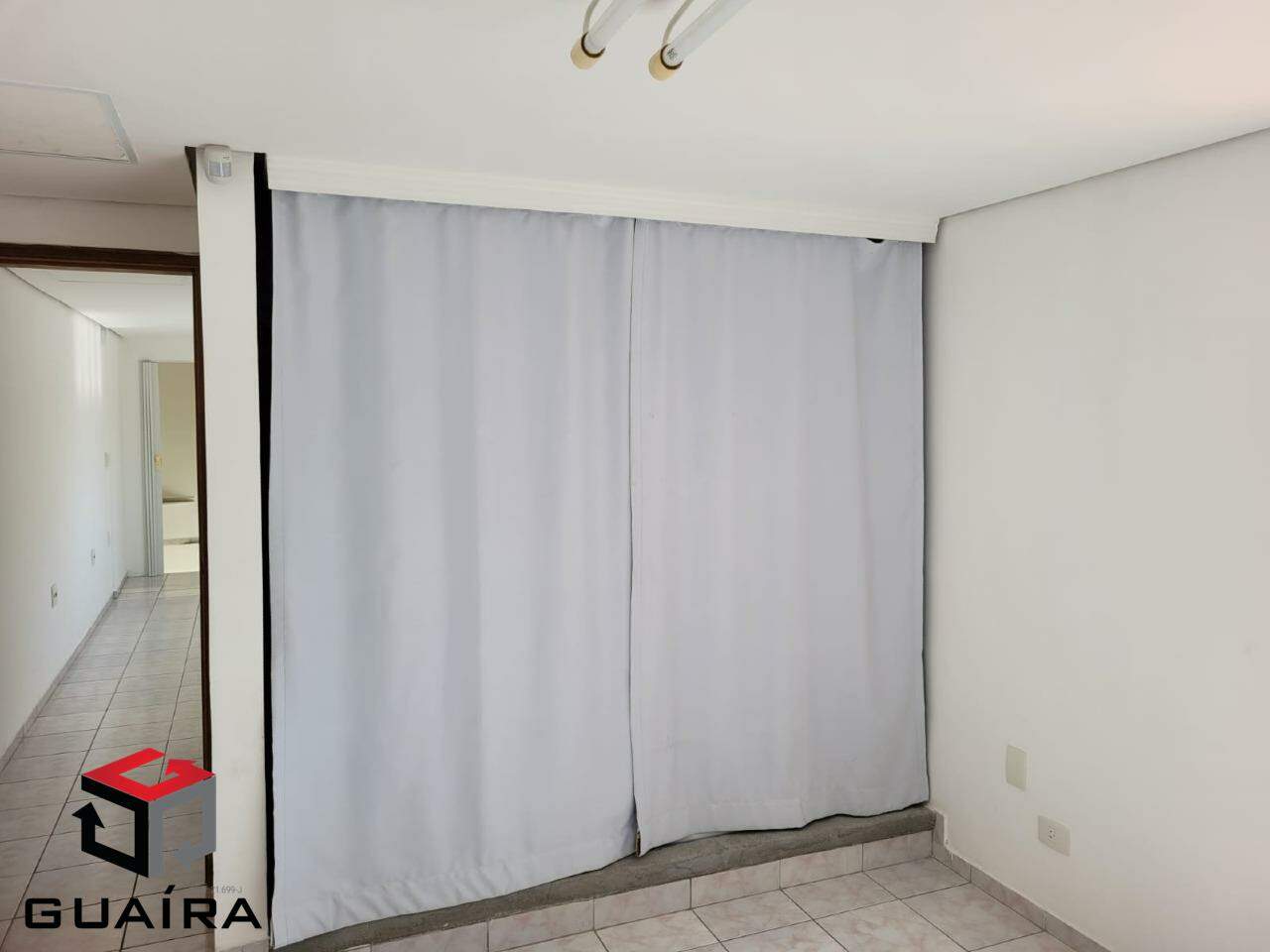 Casa à venda com 5 quartos, 300m² - Foto 11