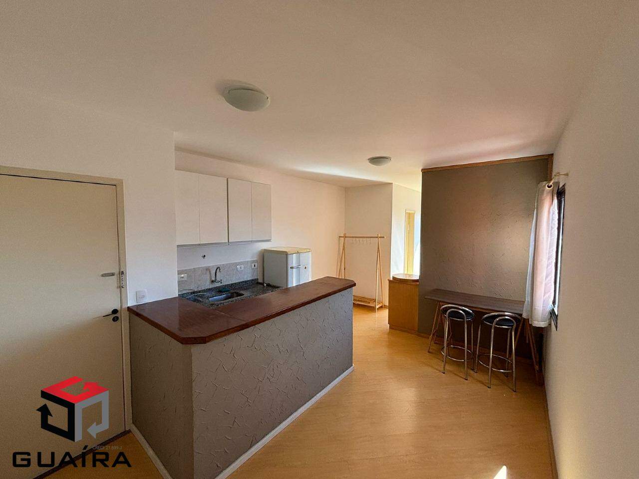 Apartamento para alugar com 1 quarto, 37m² - Foto 1