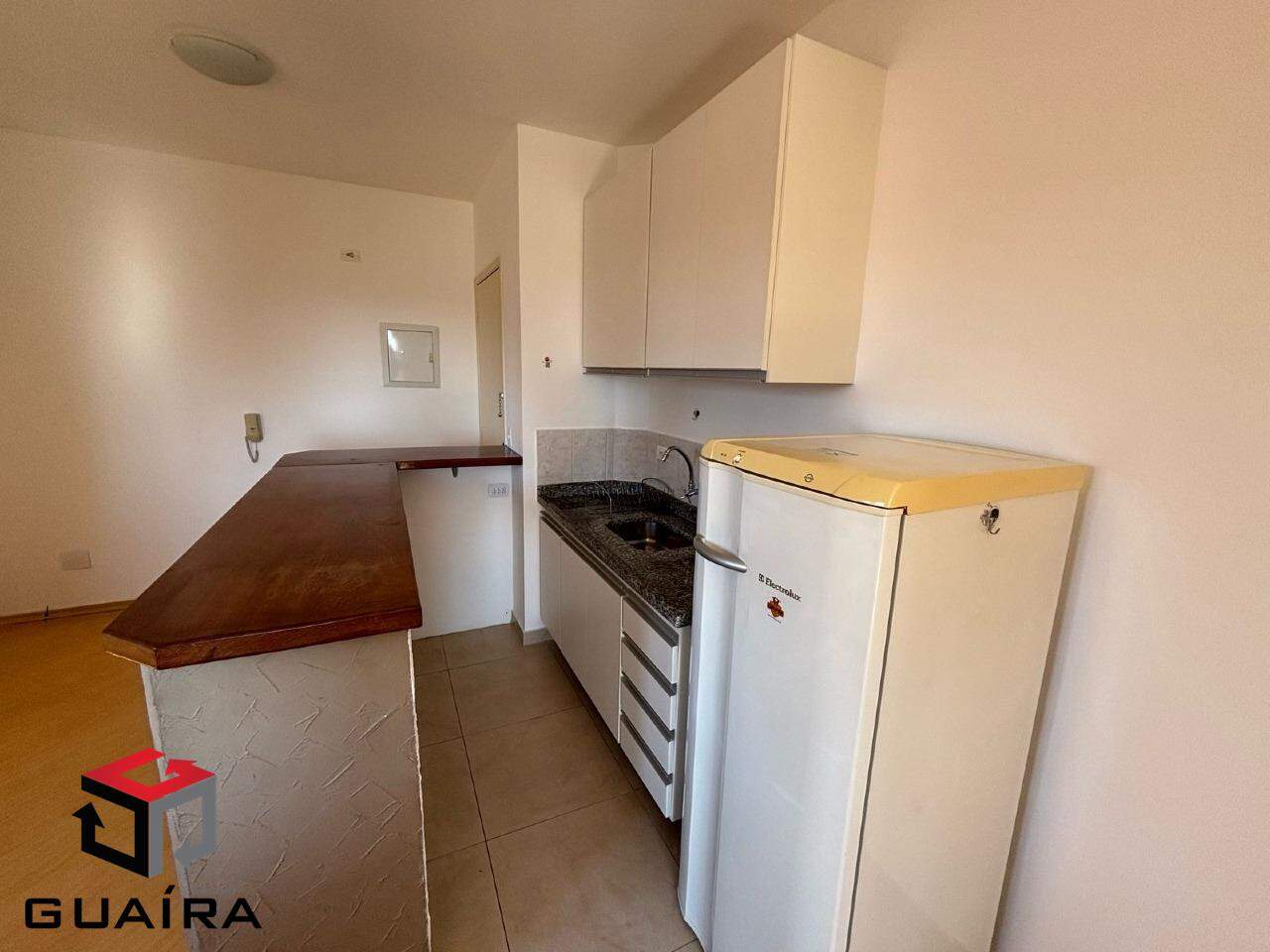 Apartamento para alugar com 1 quarto, 37m² - Foto 4