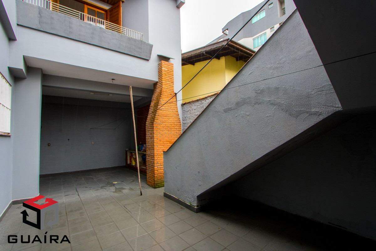 Sobrado à venda com 5 quartos, 250m² - Foto 21