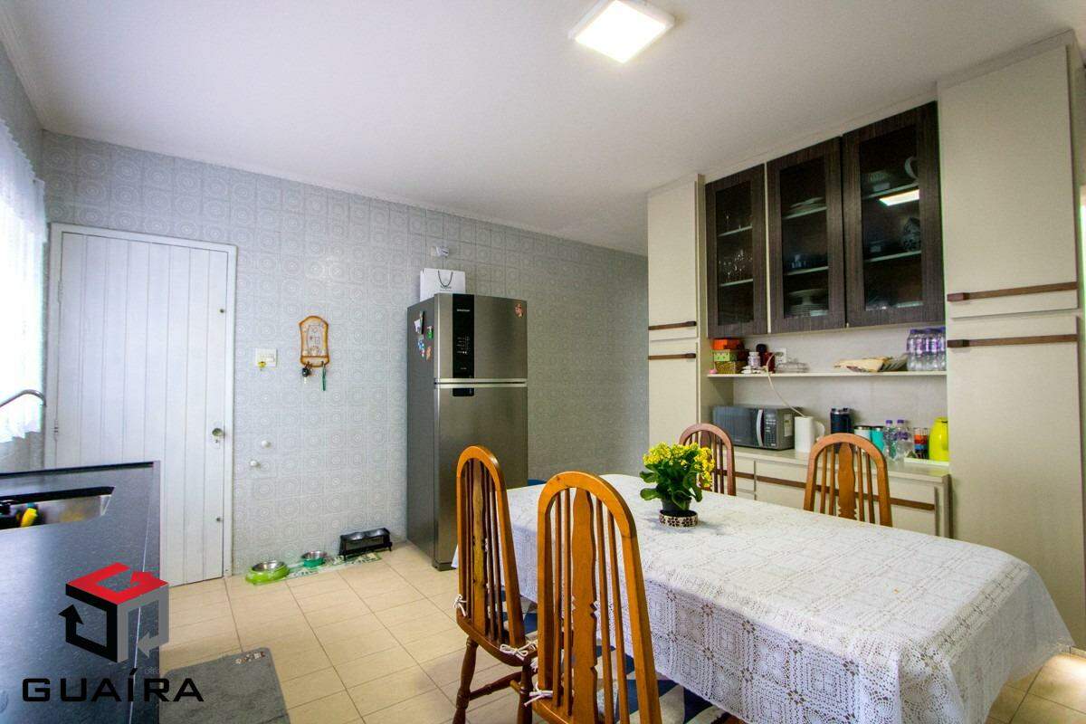 Sobrado à venda com 5 quartos, 250m² - Foto 6